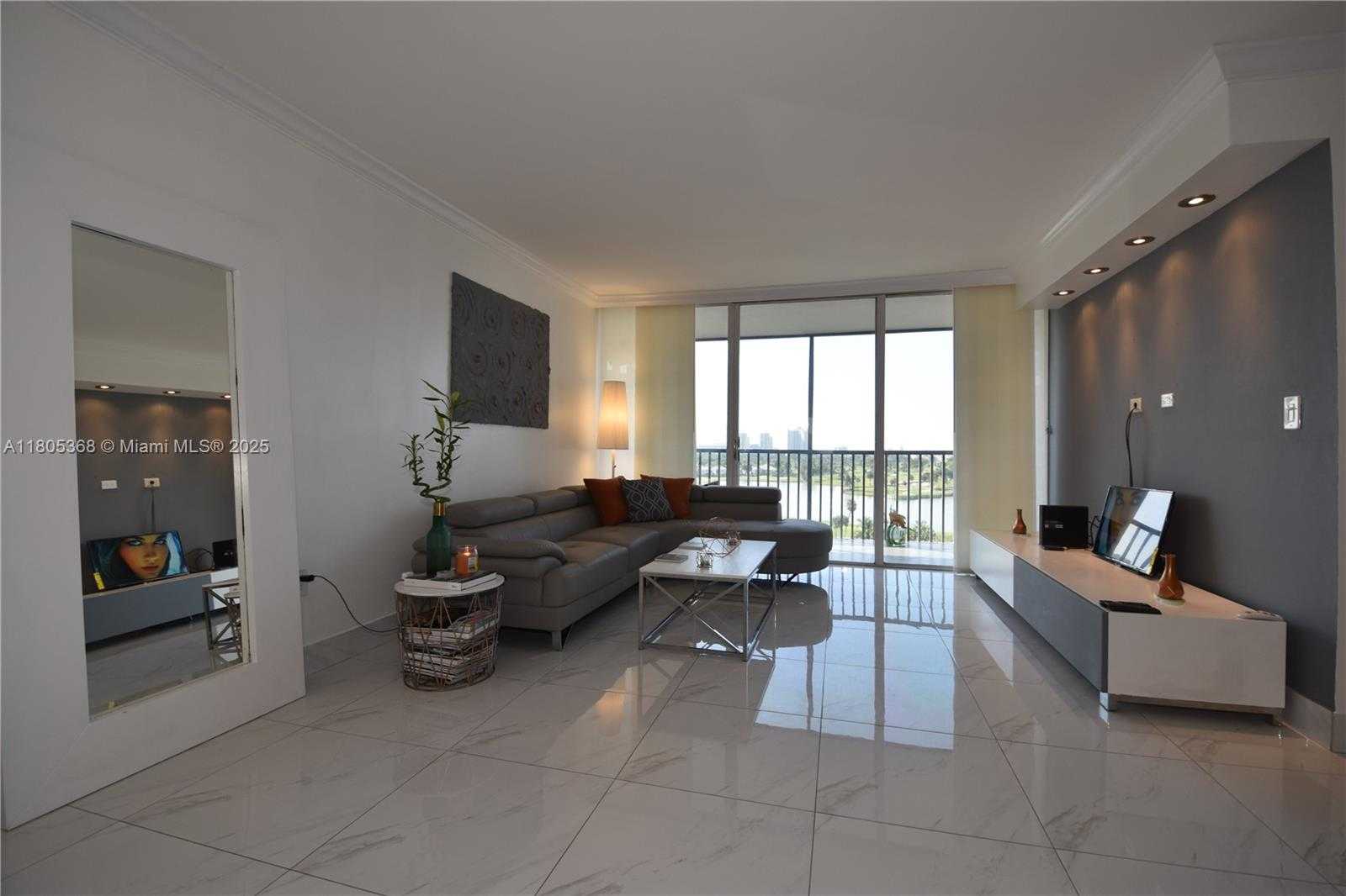 Small Image of 3731 NORTH COUNTRY CLUB DR #1024, Aventura Number 43