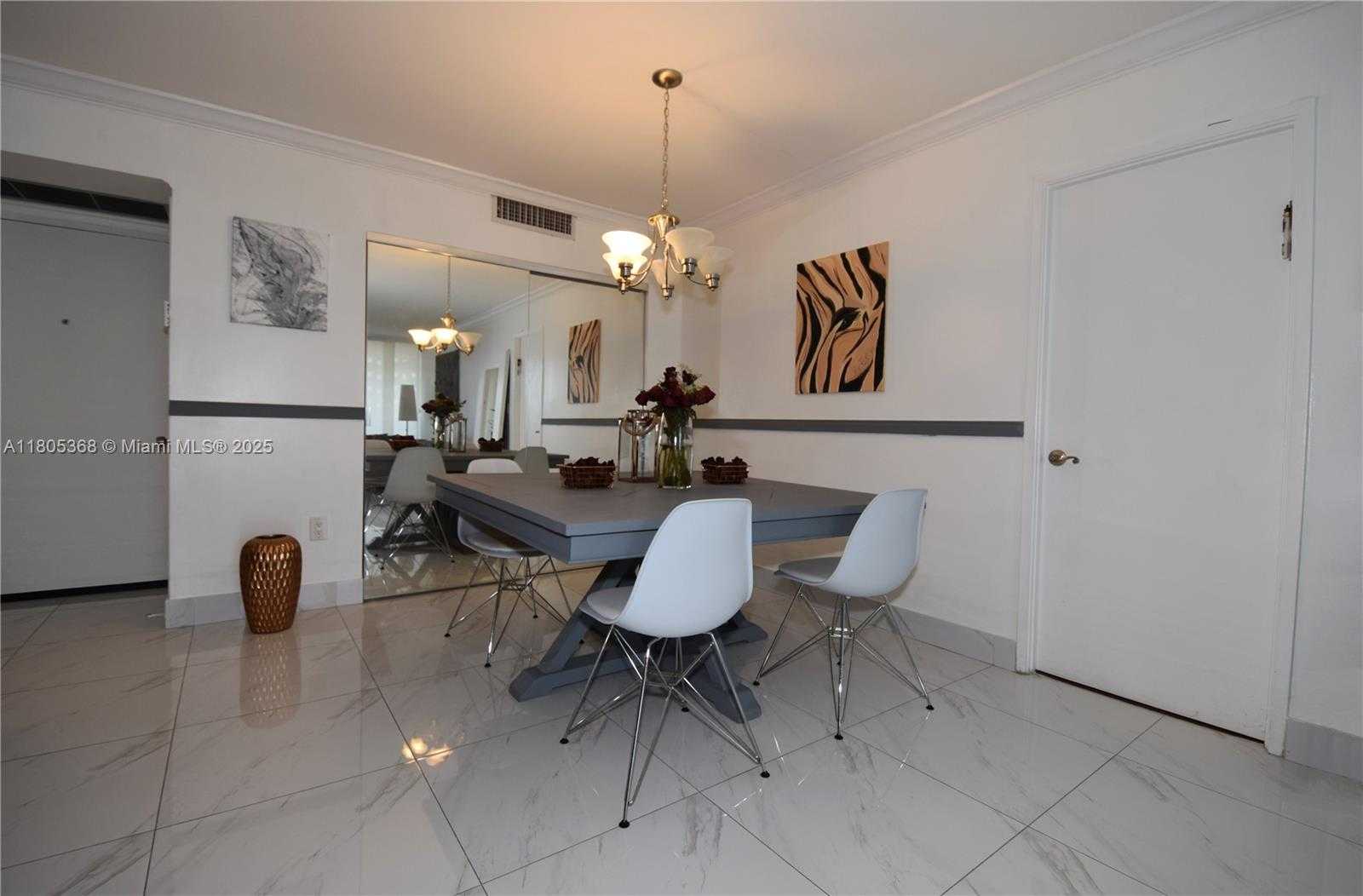Small Image of 3731 NORTH COUNTRY CLUB DR #1024, Aventura Number 8