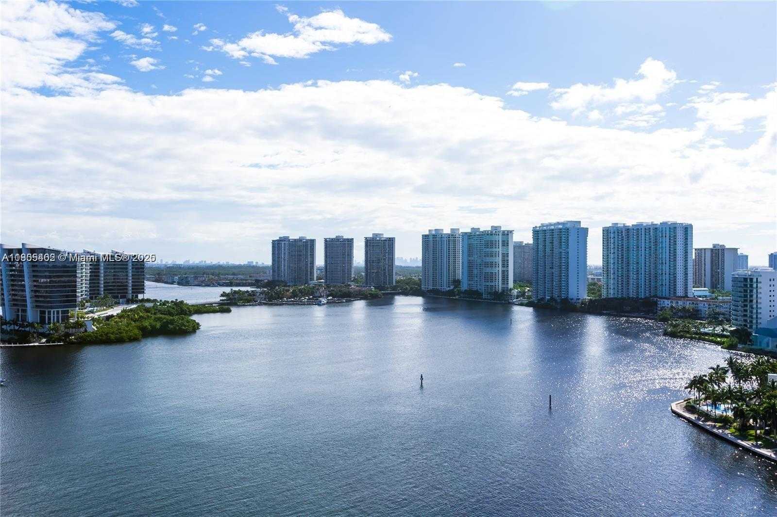 Small Image of 3530 MYSTIC POINTE DR #3104, Aventura Number 2