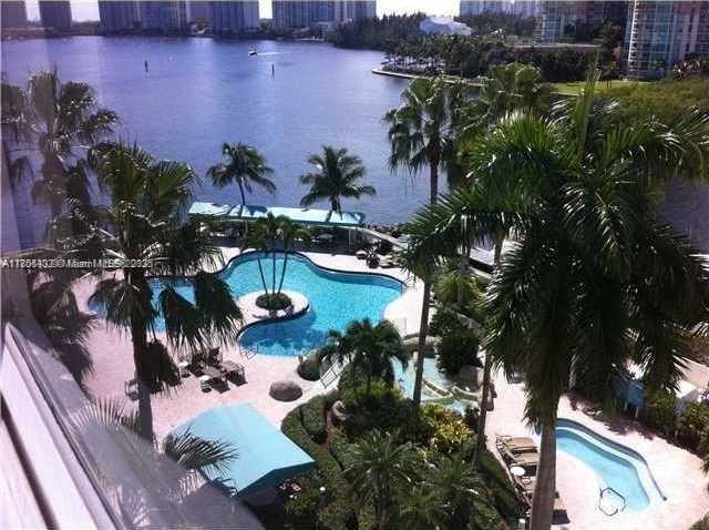 Small Image of 3530 MYSTIC POINTE DR #3104, Aventura Number 25