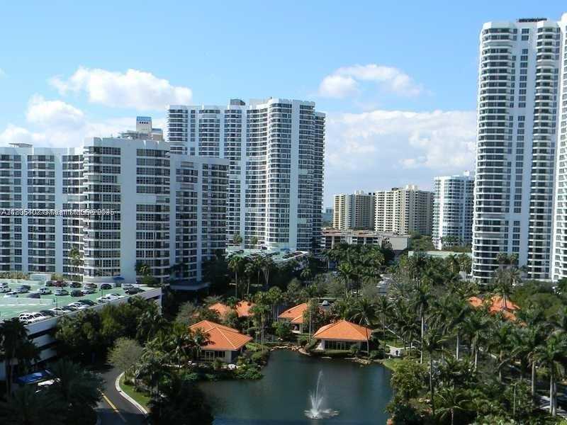 Small Image of 3530 MYSTIC POINTE DR #3104, Aventura Number 27