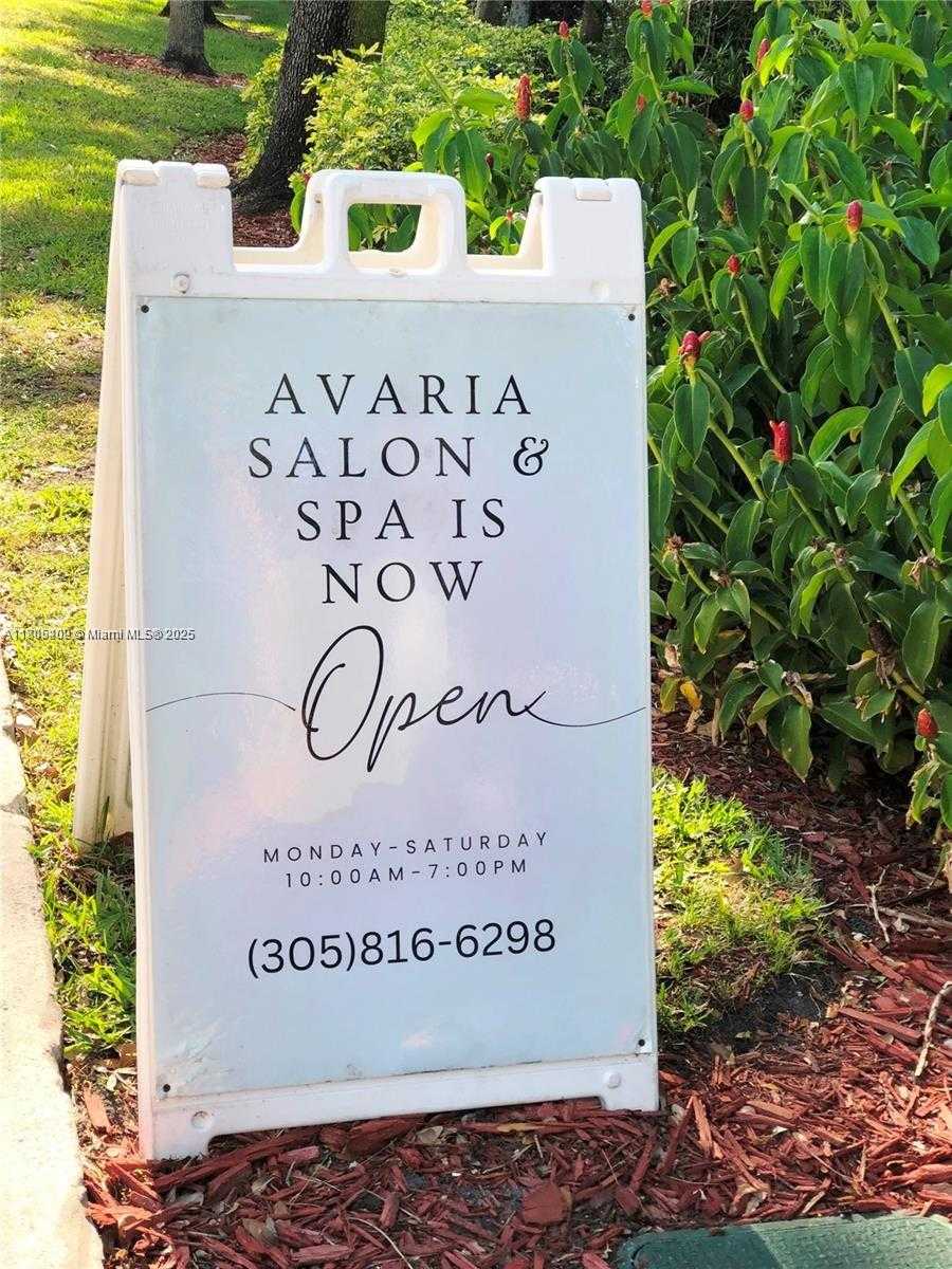 Small Image of 3530 MYSTIC POINTE DR #3104, Aventura Number 31