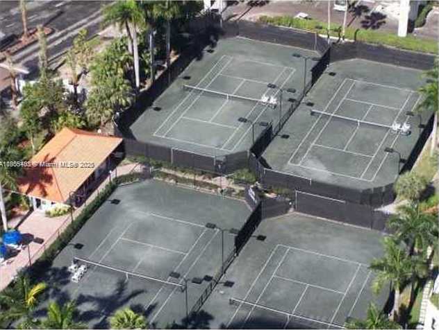 Small Image of 3530 MYSTIC POINTE DR #3104, Aventura Number 38