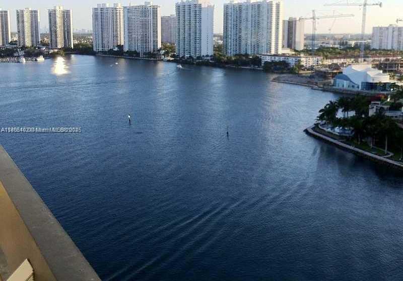 Small Image of 3530 MYSTIC POINTE DR #3104, Aventura Number 50