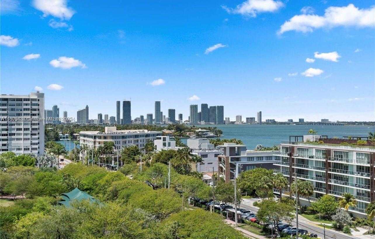 Small Image of 10 VENETIAN WAY #906, Miami Beach Number 16