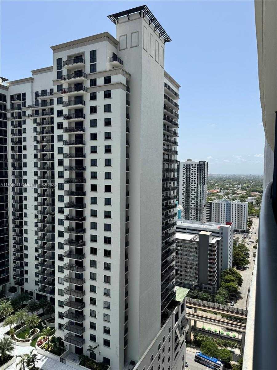Small Image of 55 SOUTH WEST 9TH ST #2404, Miami Number 14