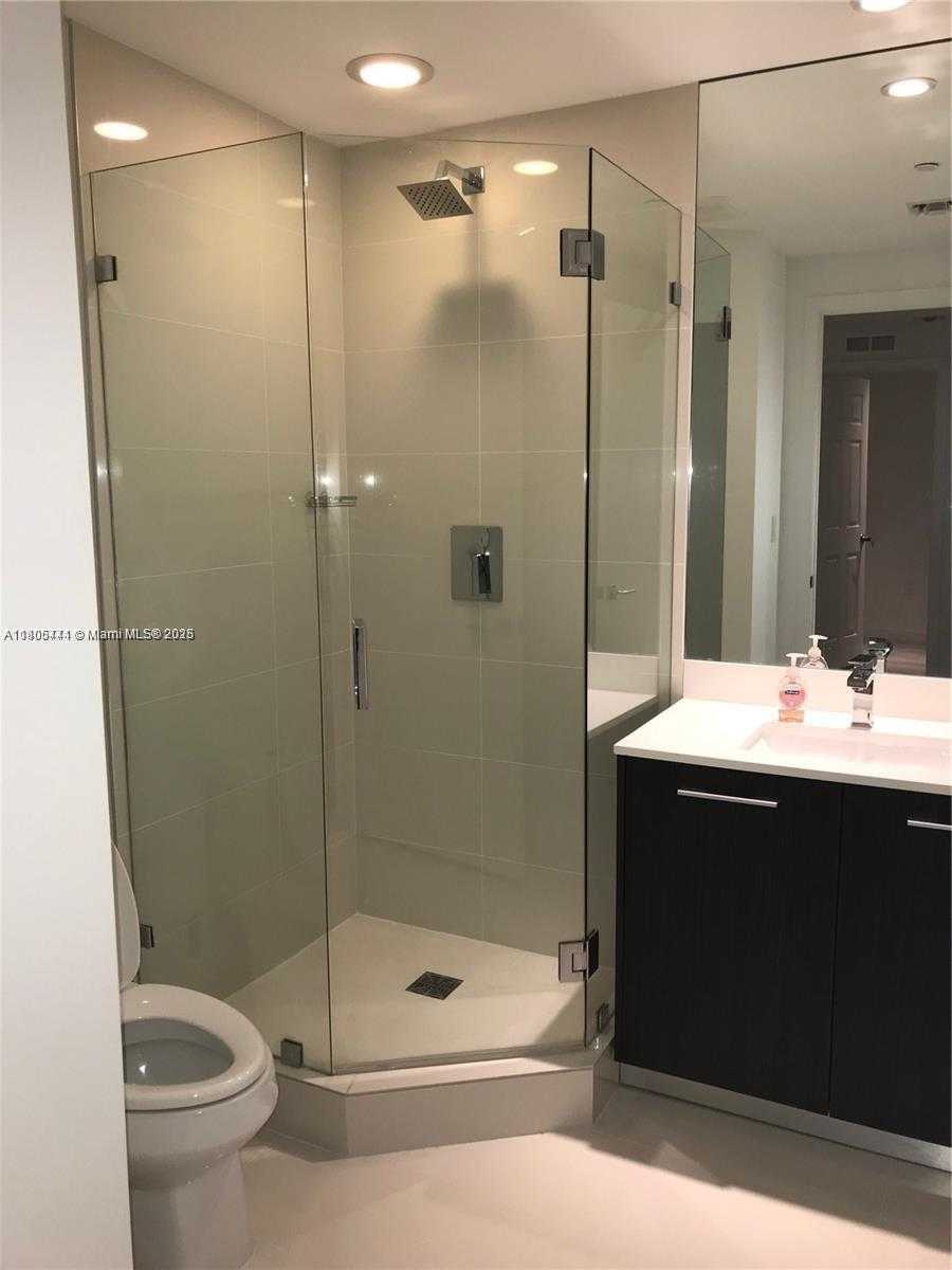 Small Image of 55 SOUTH WEST 9TH ST #2404, Miami Number 3