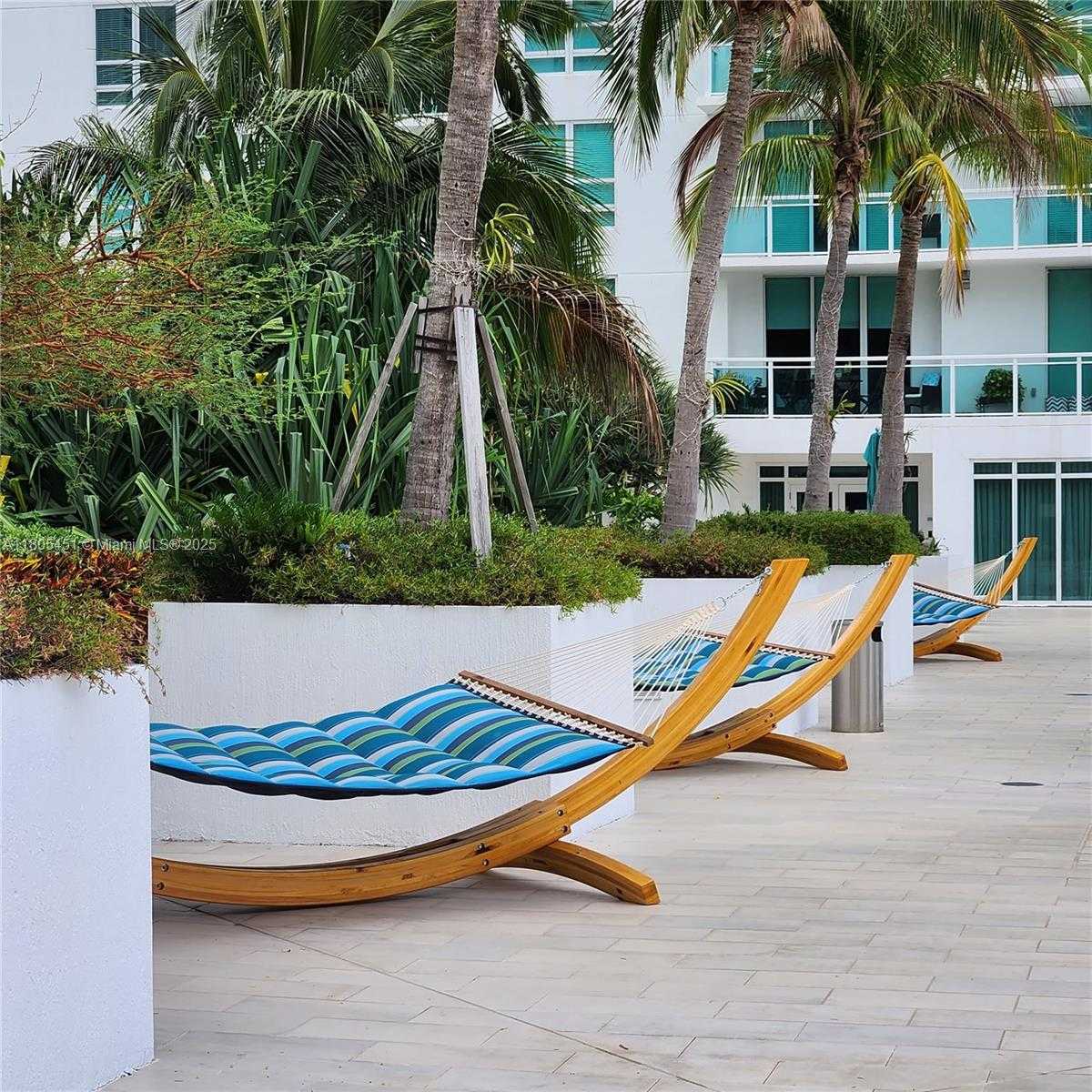 Small Image of 950 BRICKELL BAY DR #3504, Miami Number 46