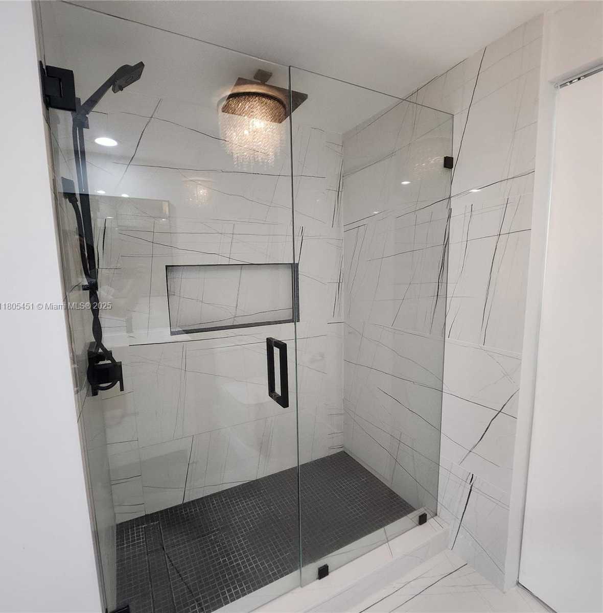Small Image of 950 BRICKELL BAY DR #3504, Miami Number 62