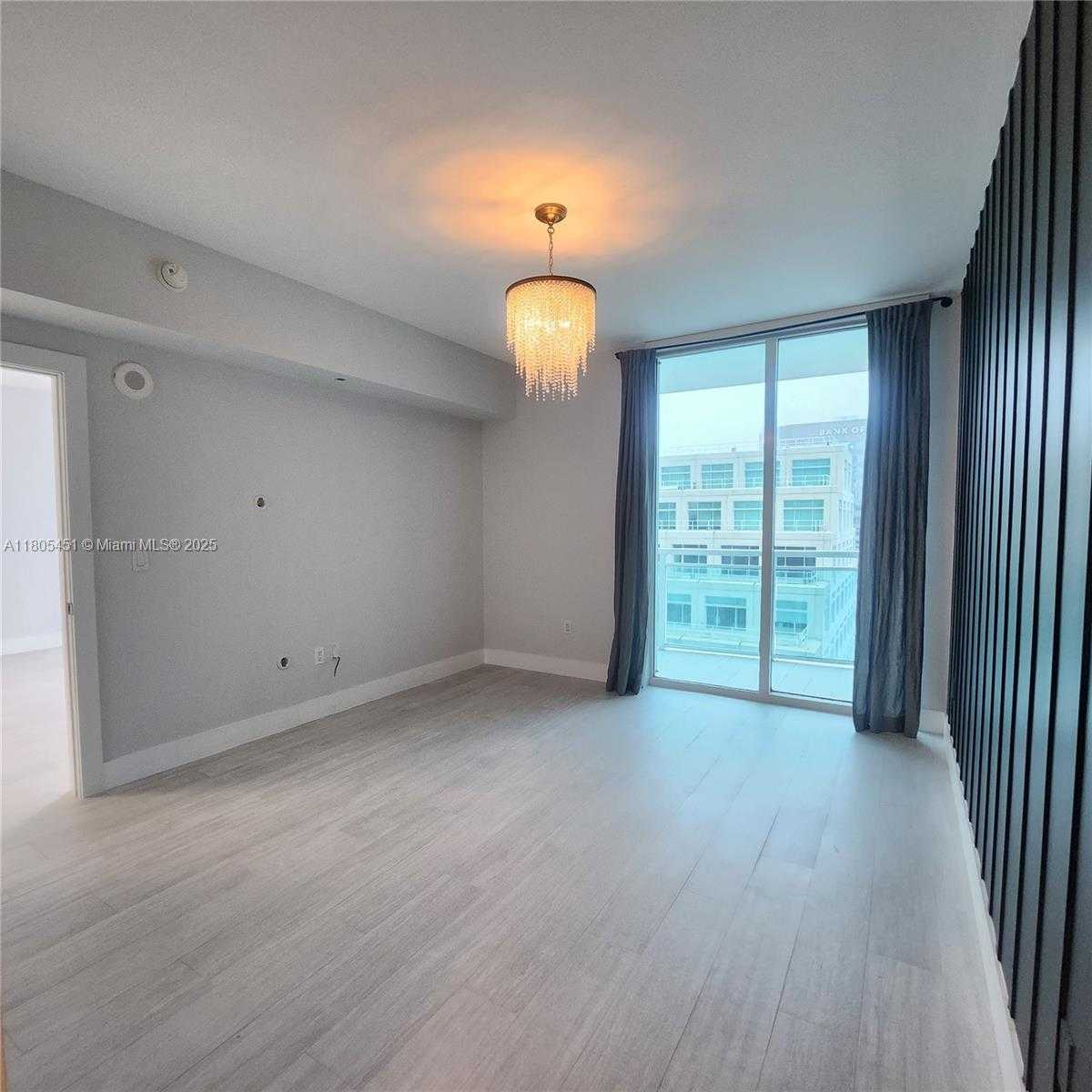 Small Image of 950 BRICKELL BAY DR #3504, Miami Number 67