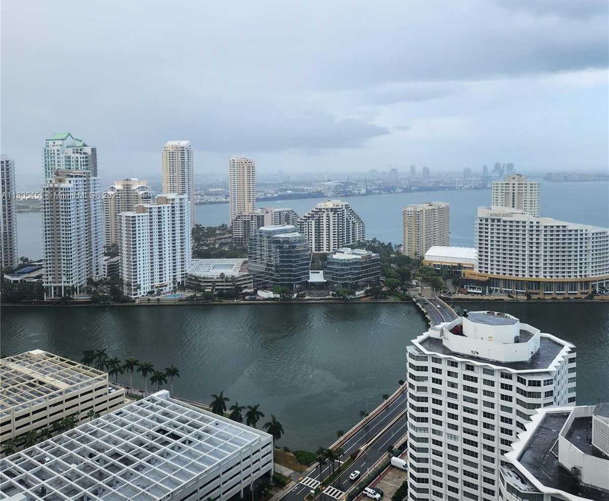 Small Image of 950 BRICKELL BAY DR #3504, Miami Number 84