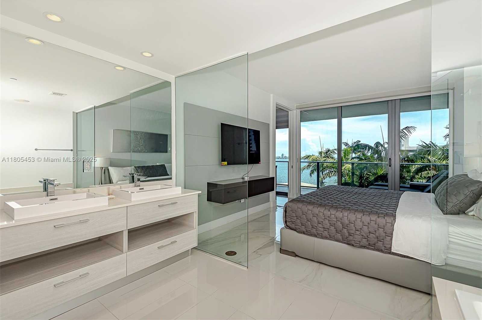 Small Image of 650 NORTH EAST 32ND ST #704, Miami Number 19