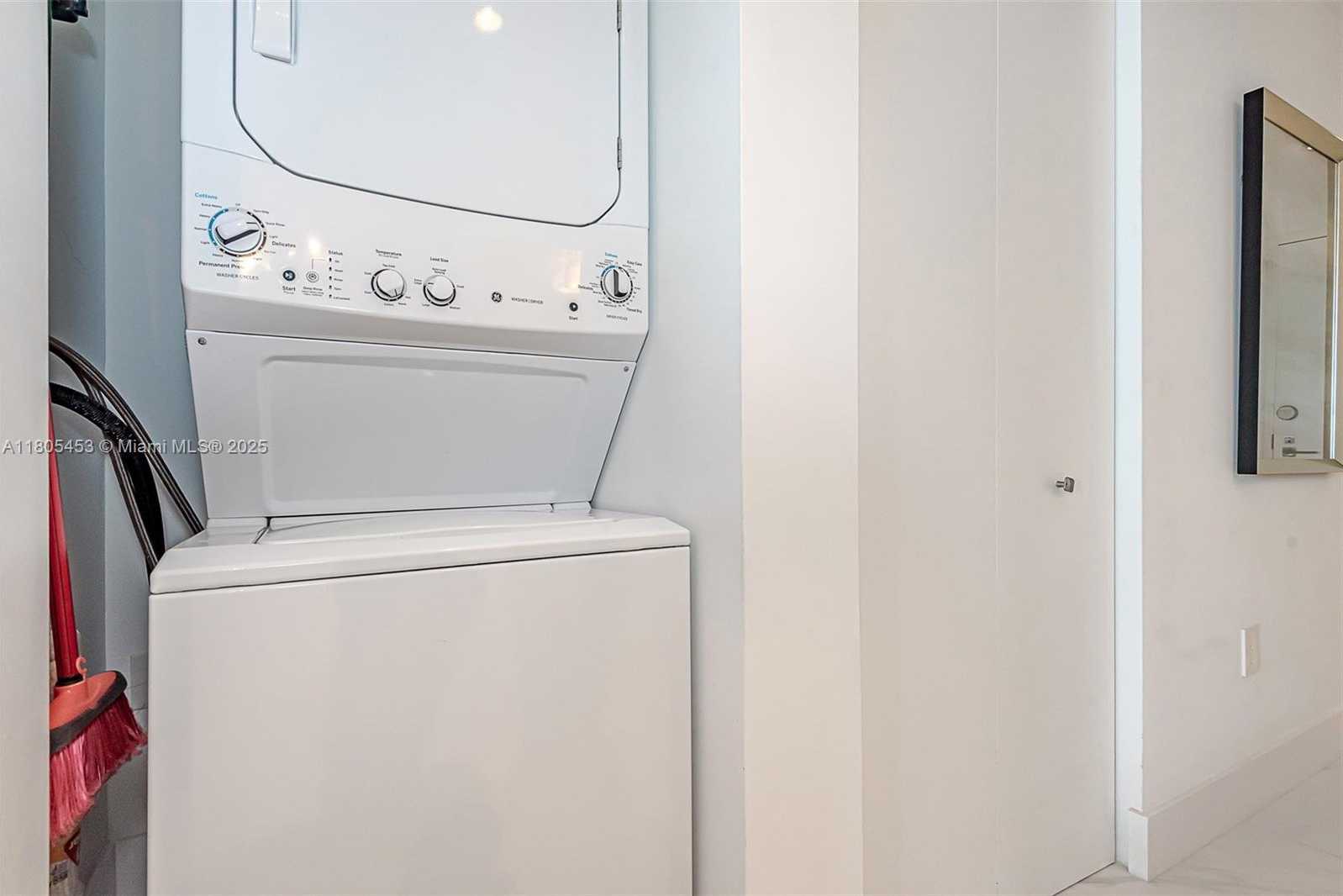 Small Image of 650 NORTH EAST 32ND ST #704, Miami Number 25