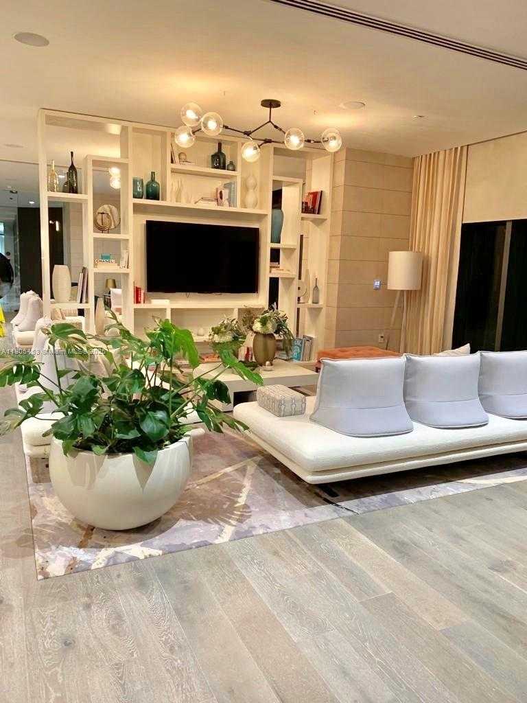 Small Image of 650 NORTH EAST 32ND ST #704, Miami Number 32