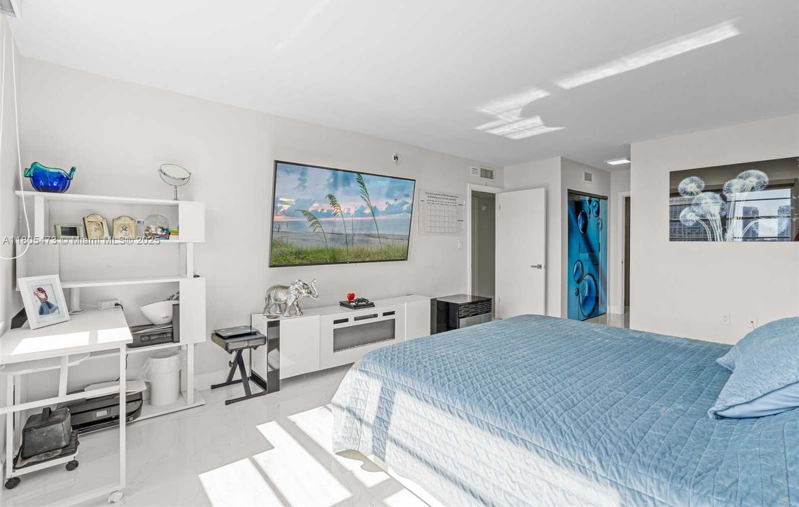 Small Image of 2851 NORTH EAST 183RD ST #1817E, Aventura Number 16