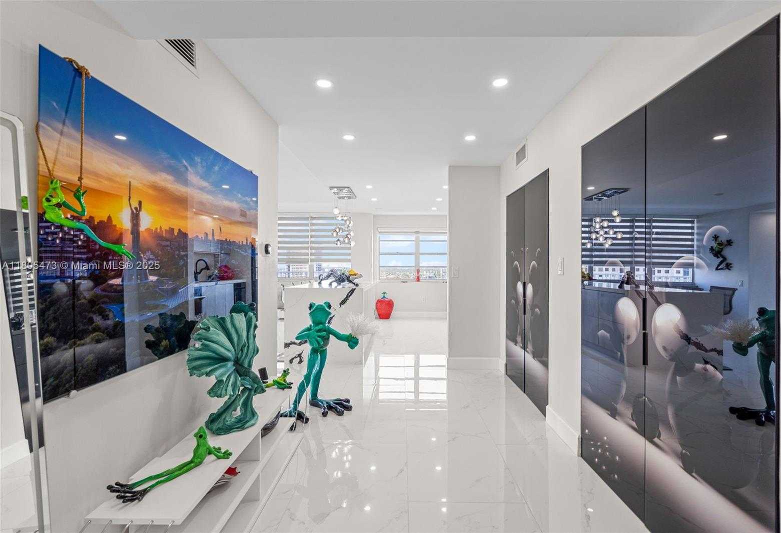 Small Image of 2851 NORTH EAST 183RD ST #1817E, Aventura Number 2