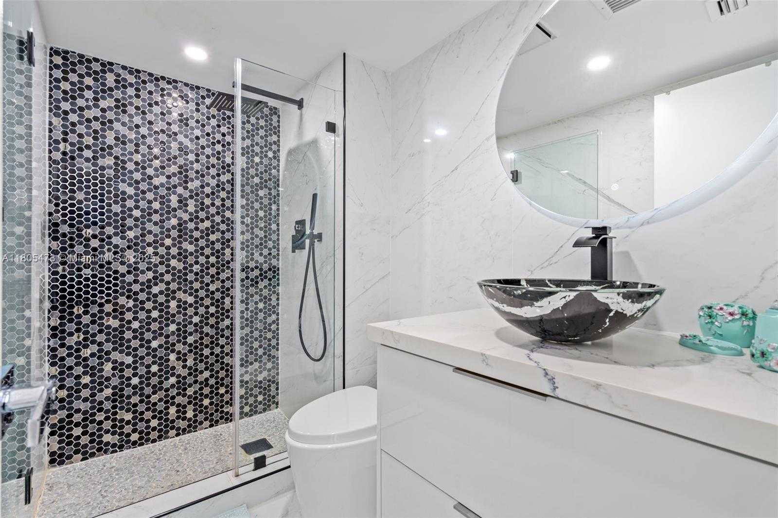 Small Image of 2851 NORTH EAST 183RD ST #1817E, Aventura Number 24