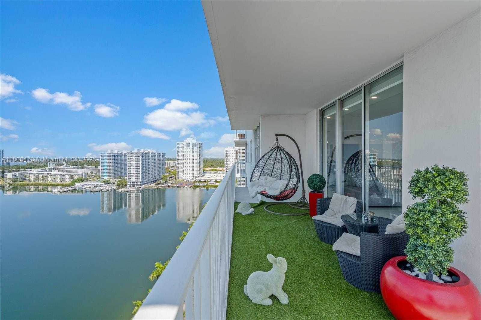 Small Image of 2851 NORTH EAST 183RD ST #1817E, Aventura Number 26