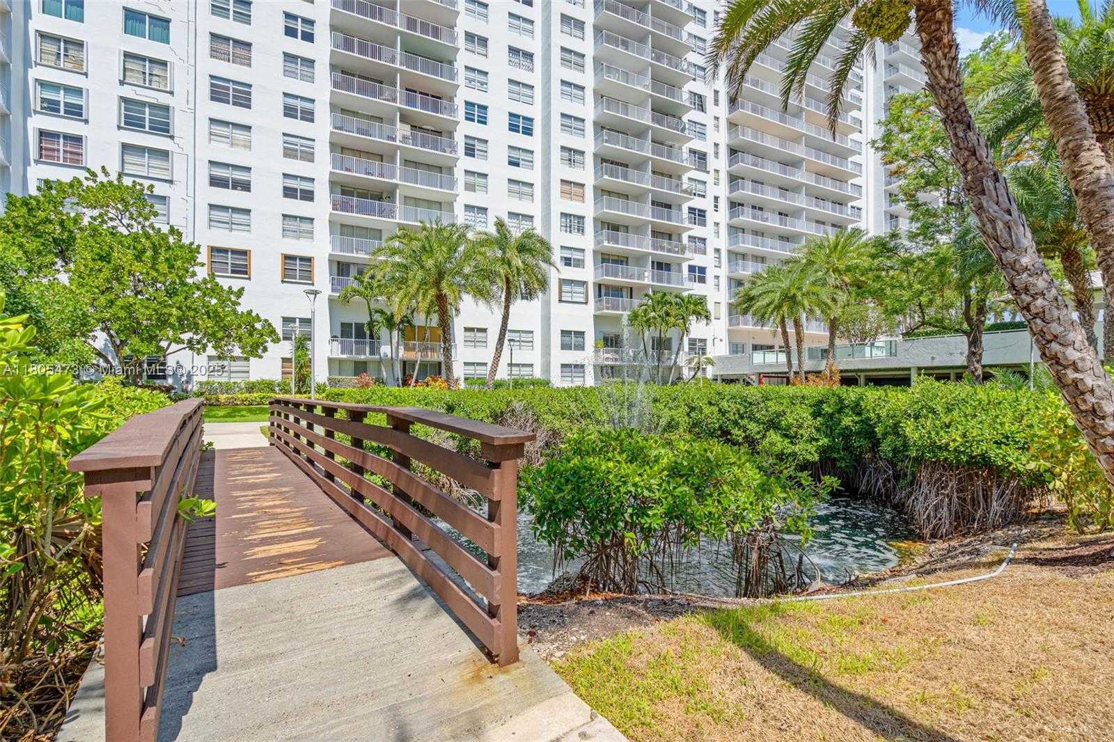 Small Image of 2851 NORTH EAST 183RD ST #1817E, Aventura Number 35