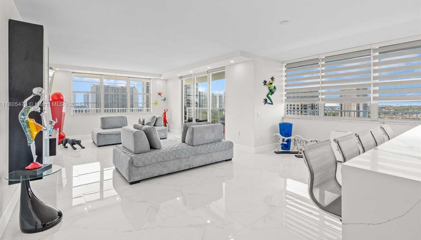 Small Image of 2851 NORTH EAST 183RD ST #1817E, Aventura Number 4