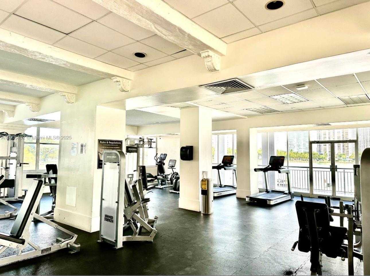 Small Image of 18041 BISCAYNE BLVD #1902, Aventura Number 5