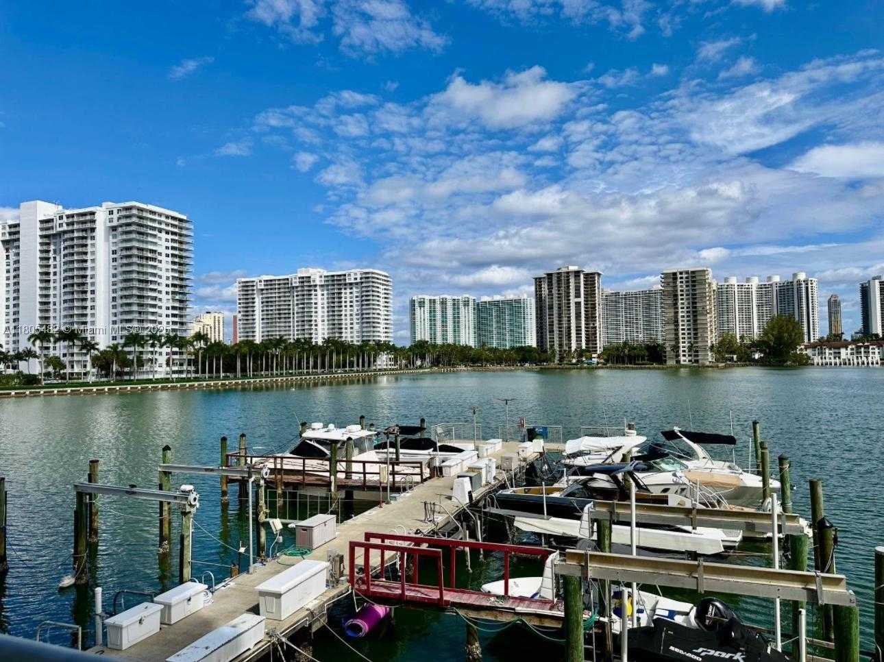 Small Image of 18041 BISCAYNE BLVD #1902, Aventura Number 6