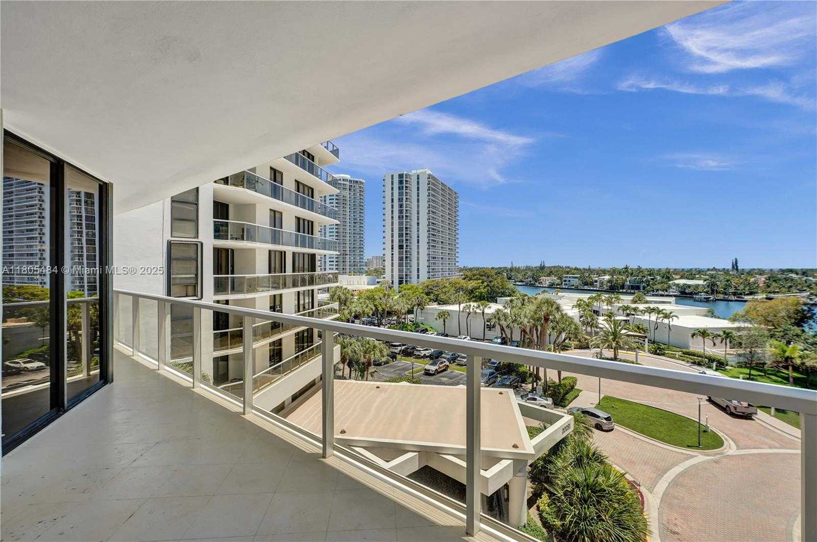 Small Image of 20281 EAST COUNTRY CLUB DR #412, Aventura Number 30