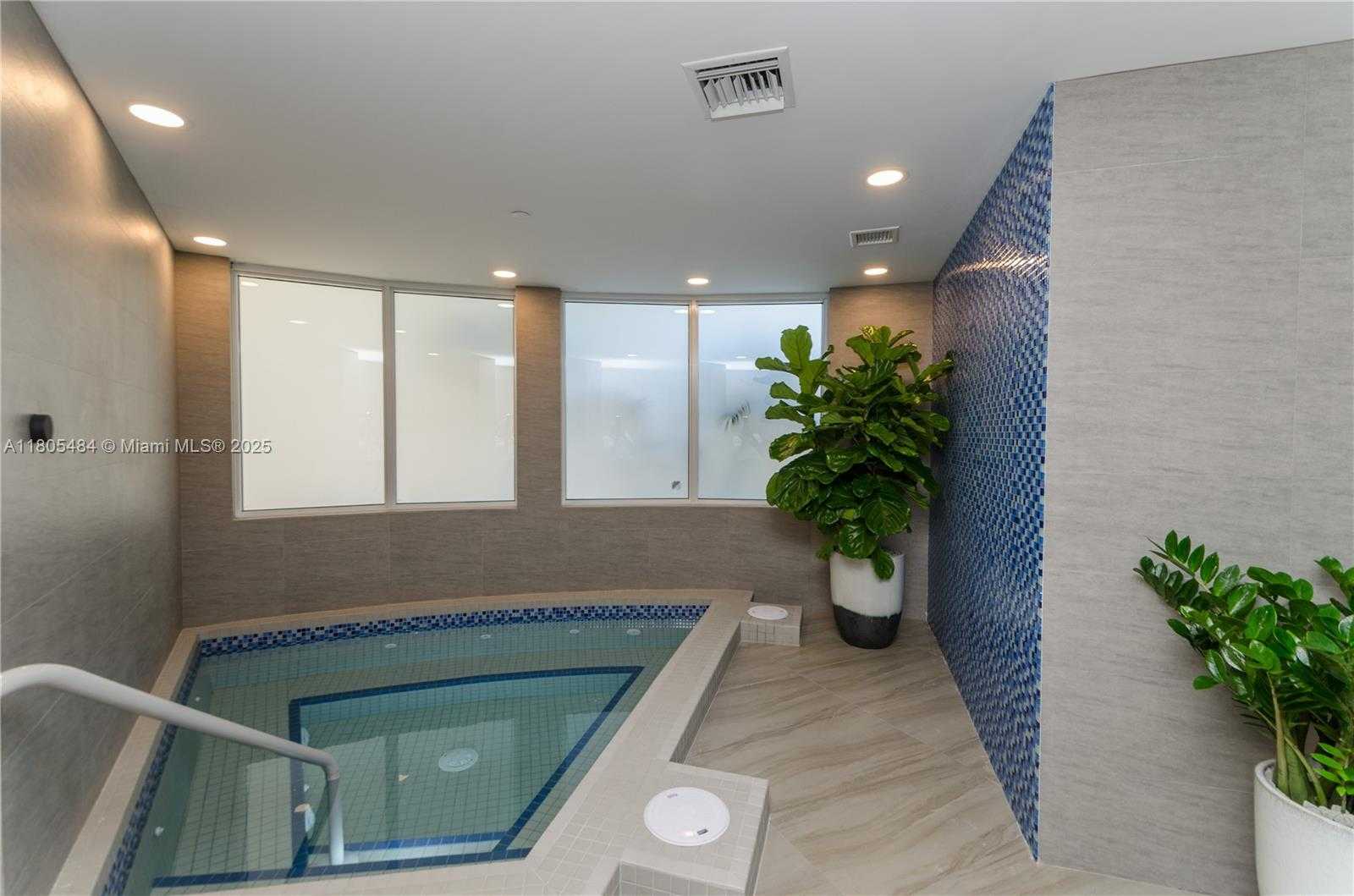 Small Image of 20281 EAST COUNTRY CLUB DR #412, Aventura Number 53