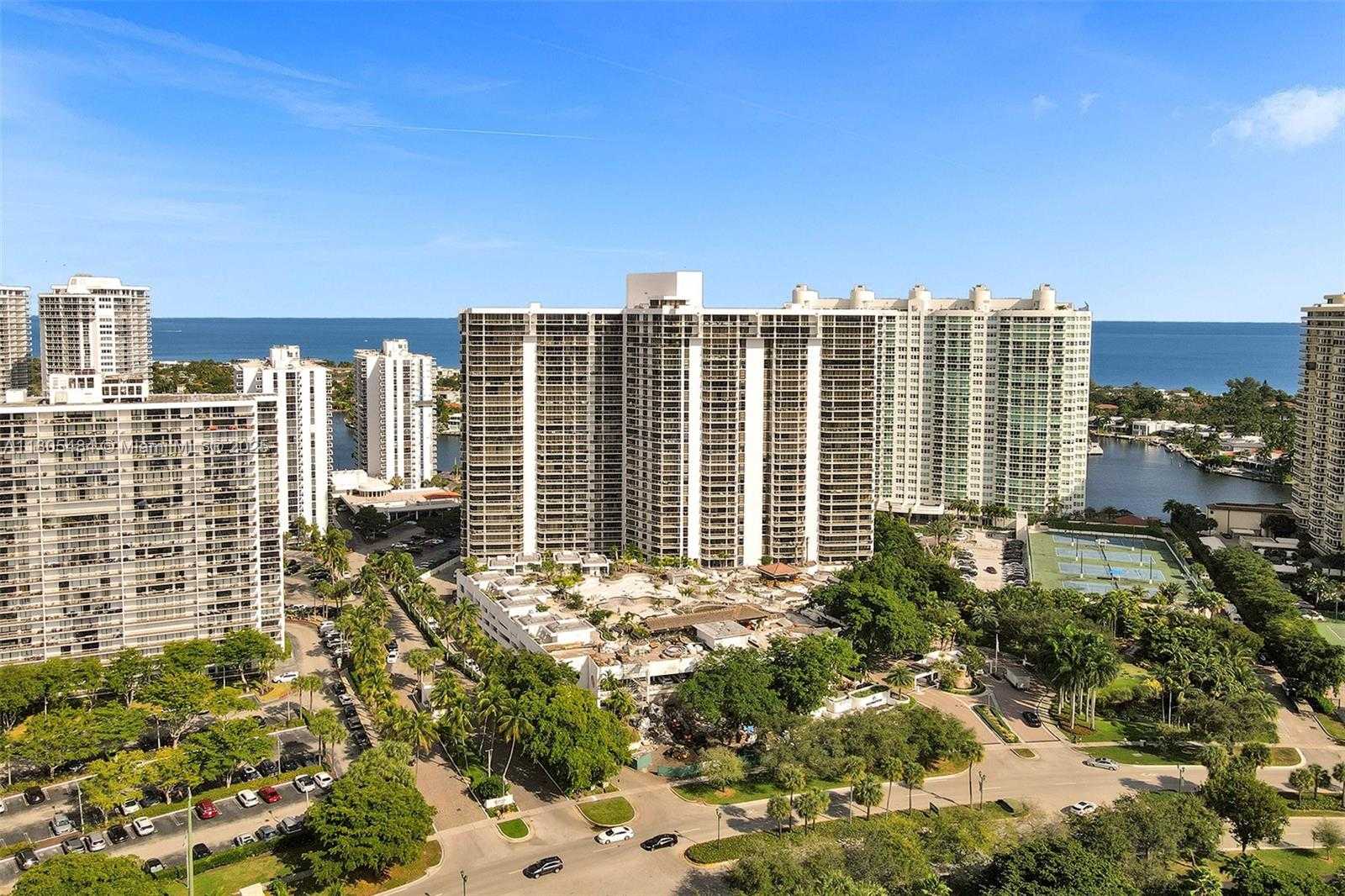 Small Image of 20281 EAST COUNTRY CLUB DR #412, Aventura Number 74