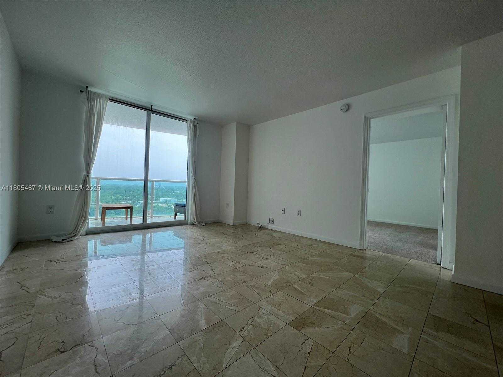 Small Image of 2101 BRICKELL AVE #1611, Miami Number 21