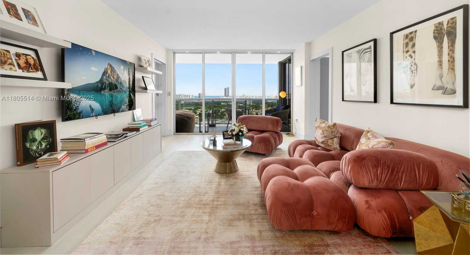 Small Image of 1900 SUNSET HARBOUR DR #1911, Miami Beach Number 2
