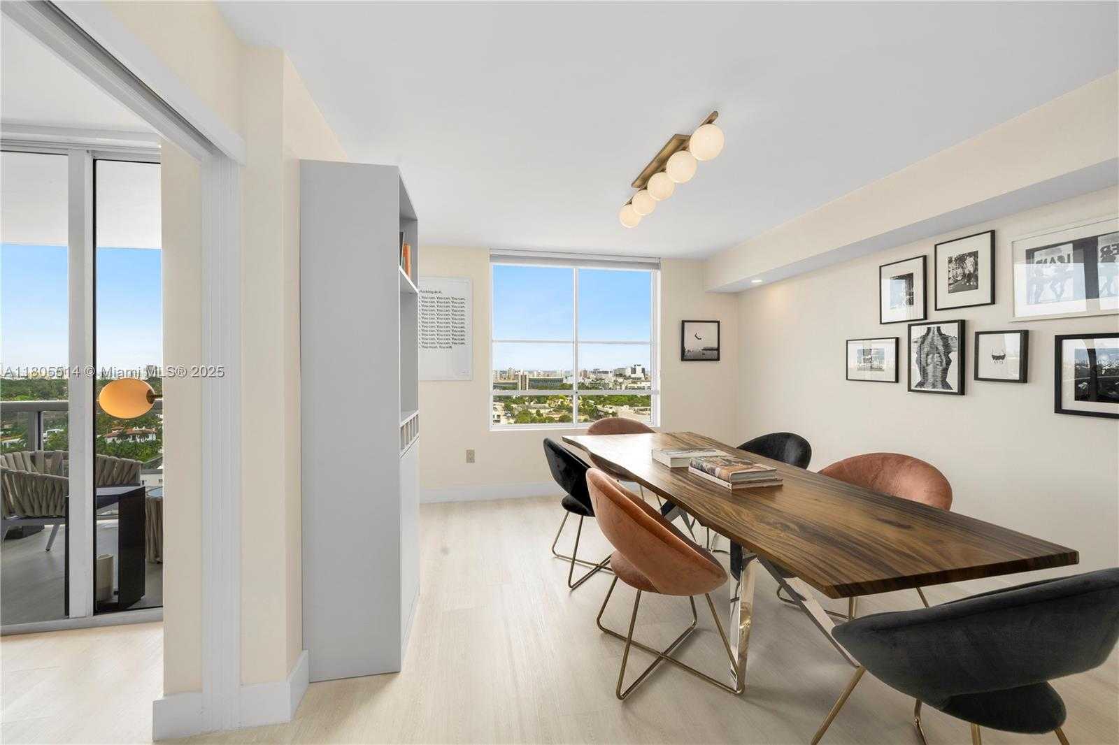 Small Image of 1900 SUNSET HARBOUR DR #1911, Miami Beach Number 20