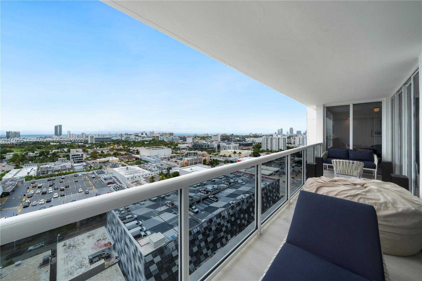 Small Image of 1900 SUNSET HARBOUR DR #1911, Miami Beach Number 4