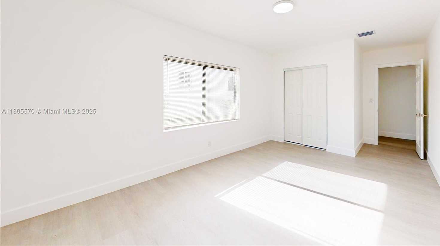 Small Image of 355 NORTH EAST 111TH ST, Miami Number 19