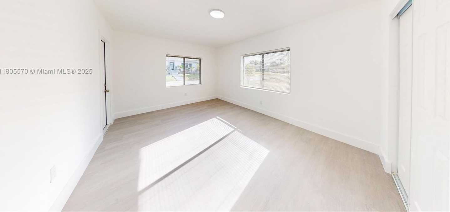 Small Image of 355 NORTH EAST 111TH ST, Miami Number 23
