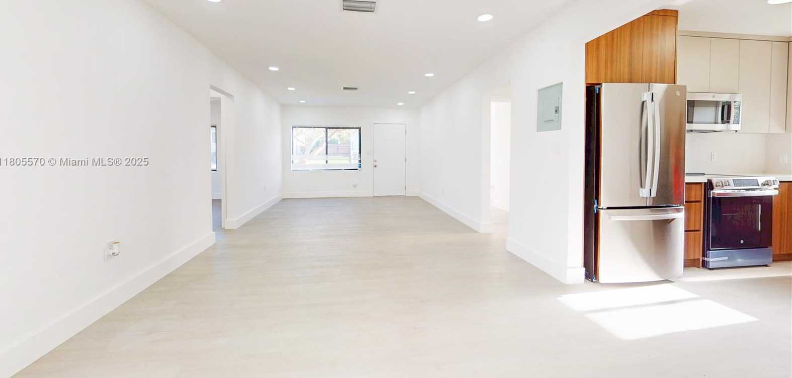 Small Image of 355 NORTH EAST 111TH ST, Miami Number 3