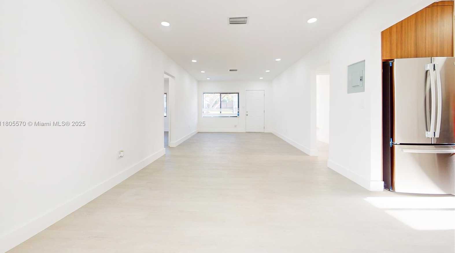 Small Image of 355 NORTH EAST 111TH ST, Miami Number 5