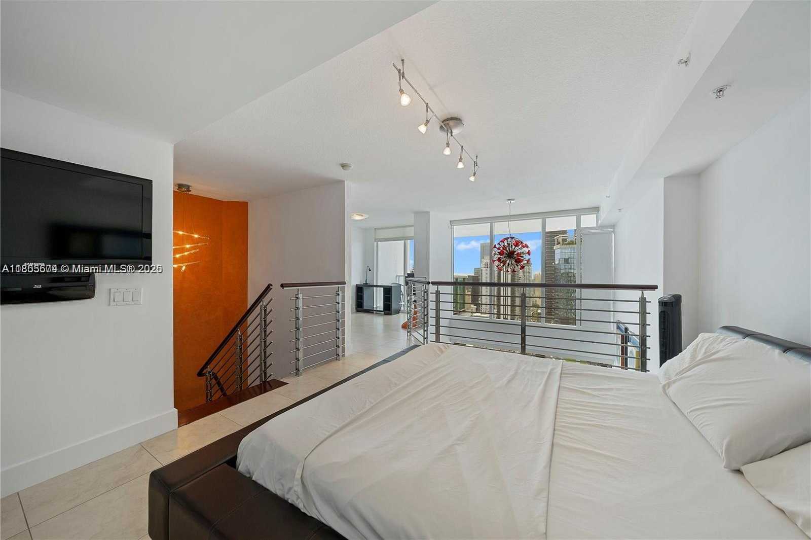 Small Image of 41 SOUTH EAST 5TH ST #2310, Miami Number 10