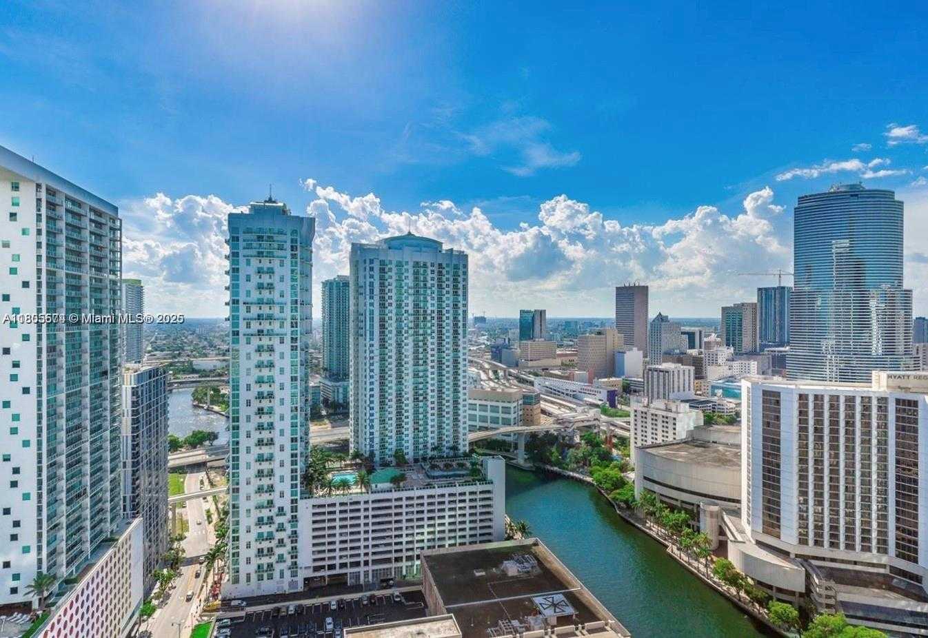 Small Image of 41 SOUTH EAST 5TH ST #2310, Miami Number 23