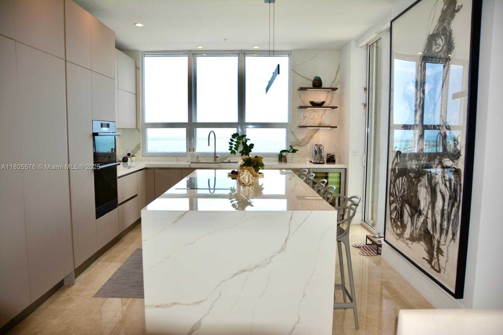 Small Image of 848 BRICKELL KEY DR #PH 4505, Miami Number 25