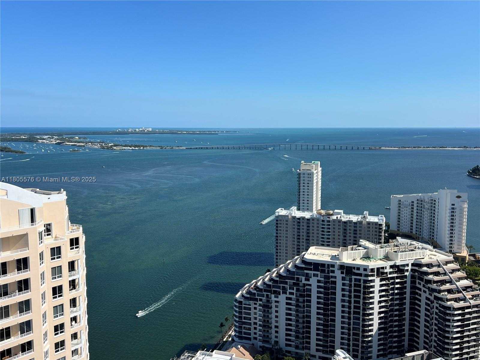Small Image of 848 BRICKELL KEY DR #PH 4505, Miami Number 3