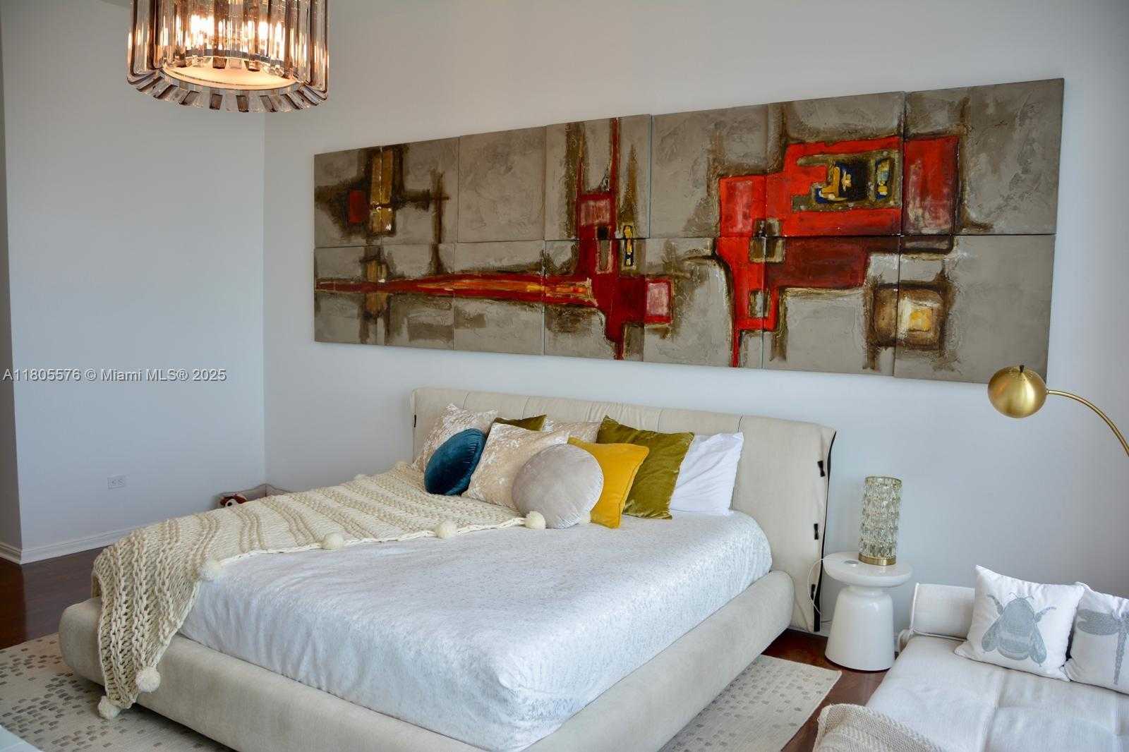 Small Image of 848 BRICKELL KEY DR #PH 4505, Miami Number 34