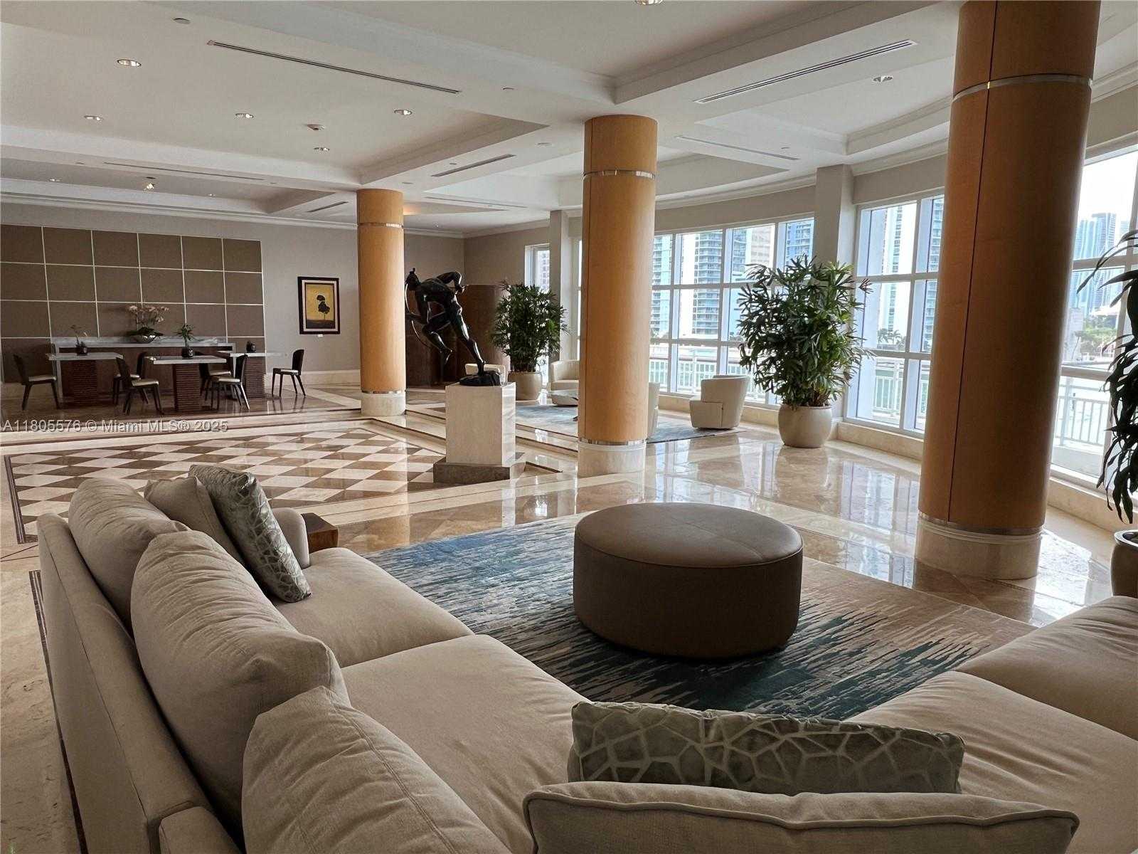 Small Image of 848 BRICKELL KEY DR #PH 4505, Miami Number 49