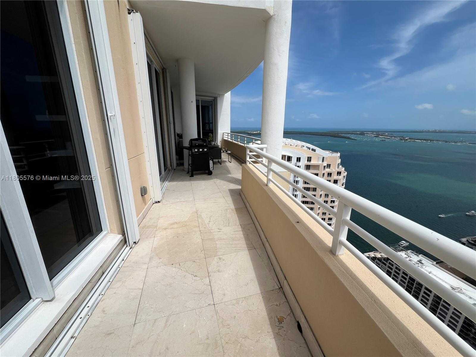 Small Image of 848 BRICKELL KEY DR #PH 4505, Miami Number 9