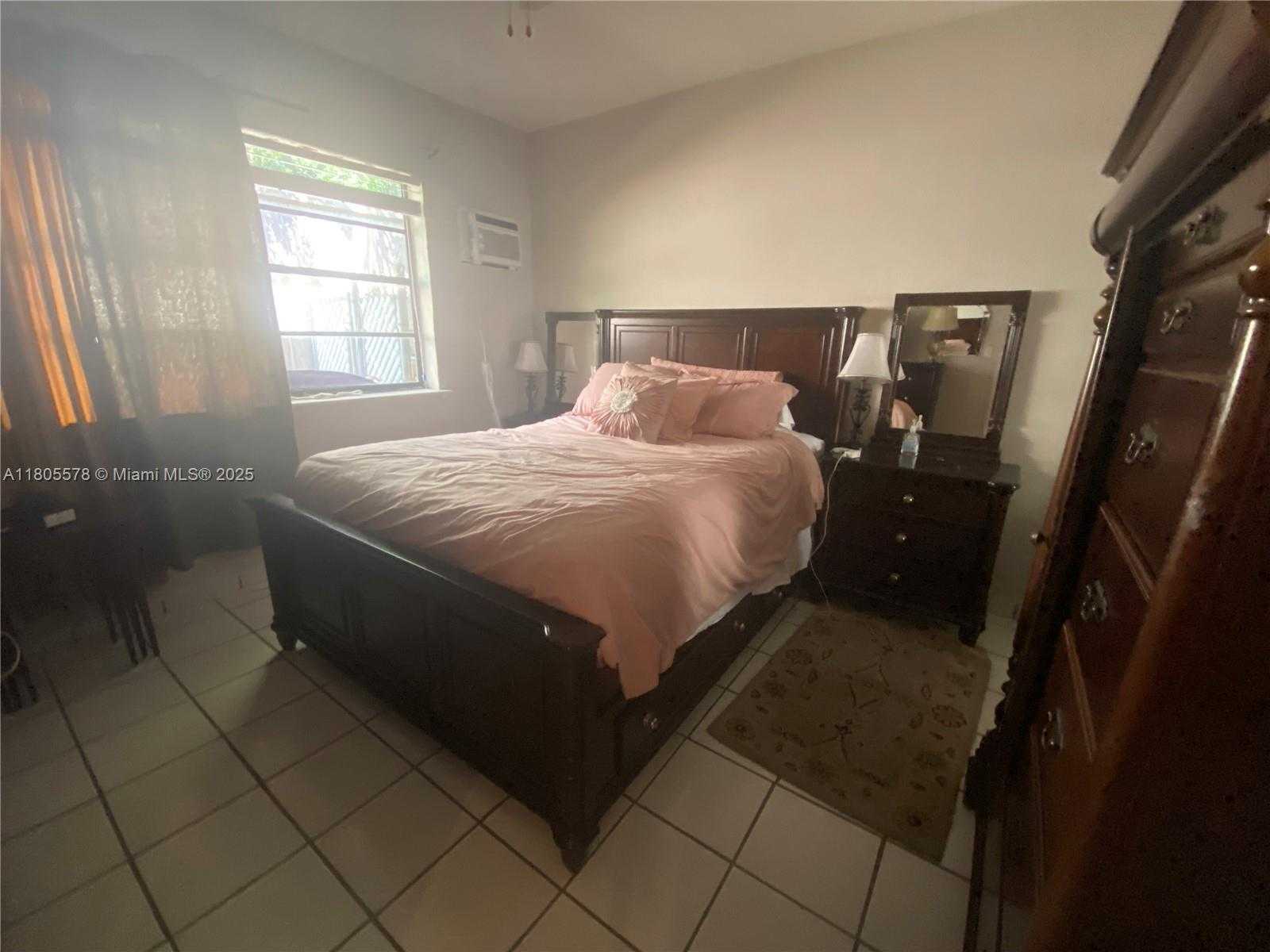 Small Image of 807 86TH ST #801, Miami Beach Number 2
