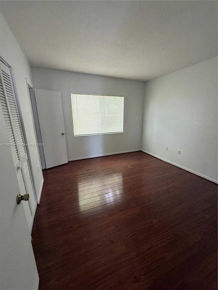 Small Image of 8463 NORTH WEST 4TH CT #8463, Miami Number 15