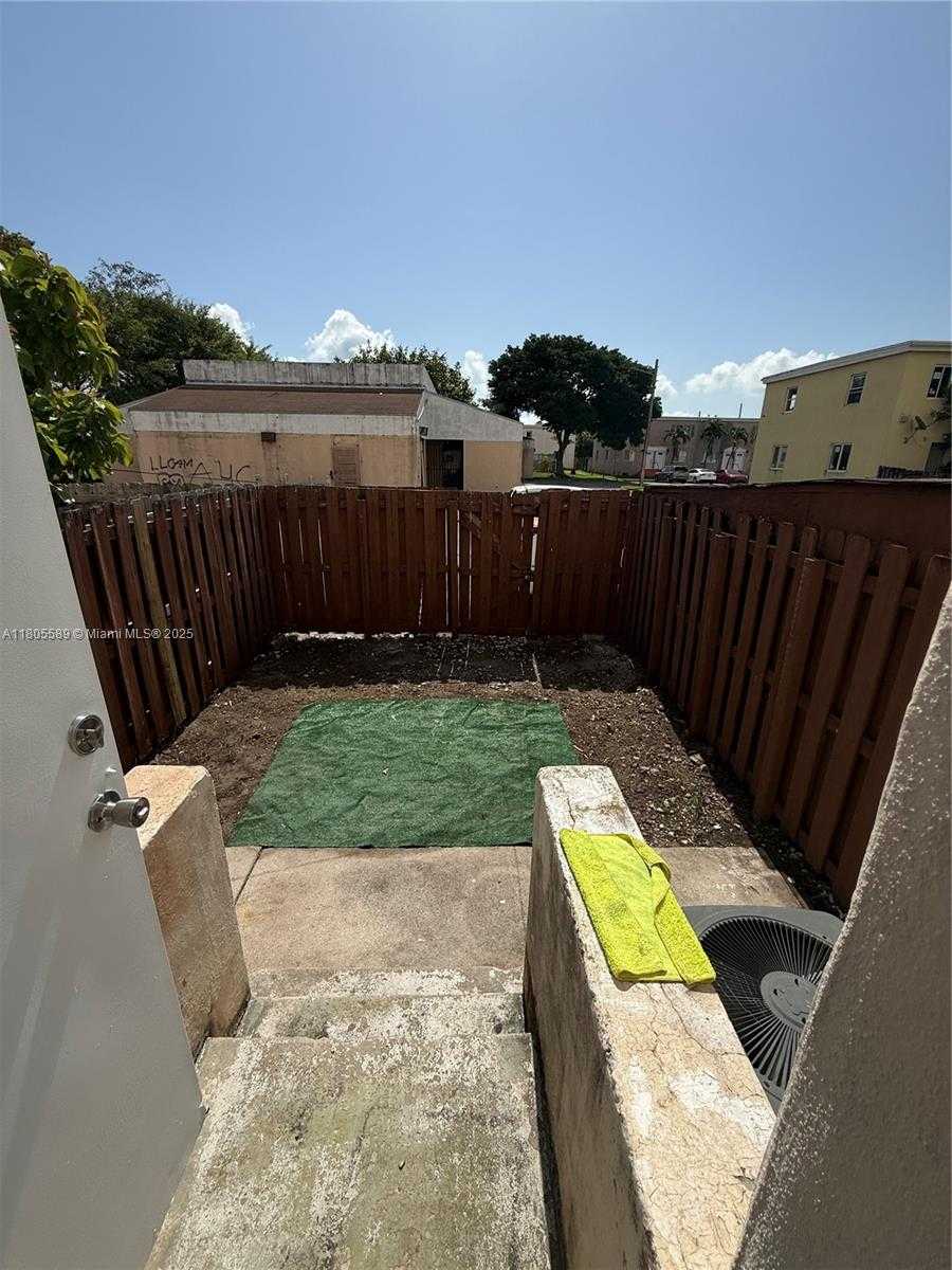 Small Image of 8463 NORTH WEST 4TH CT #8463, Miami Number 9