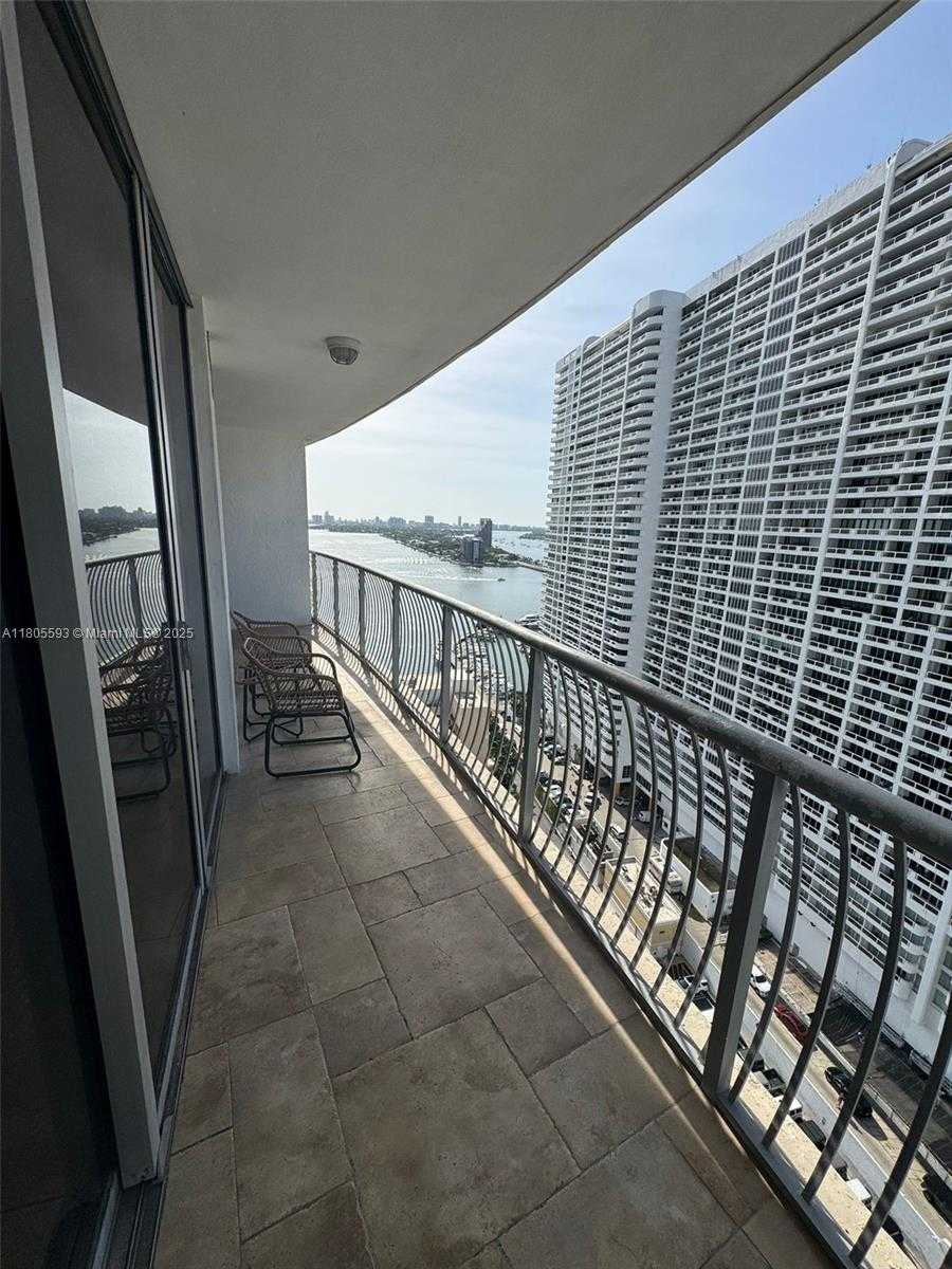 Small Image of 1750 NORTH BAYSHORE DR #2406, Miami Number 18