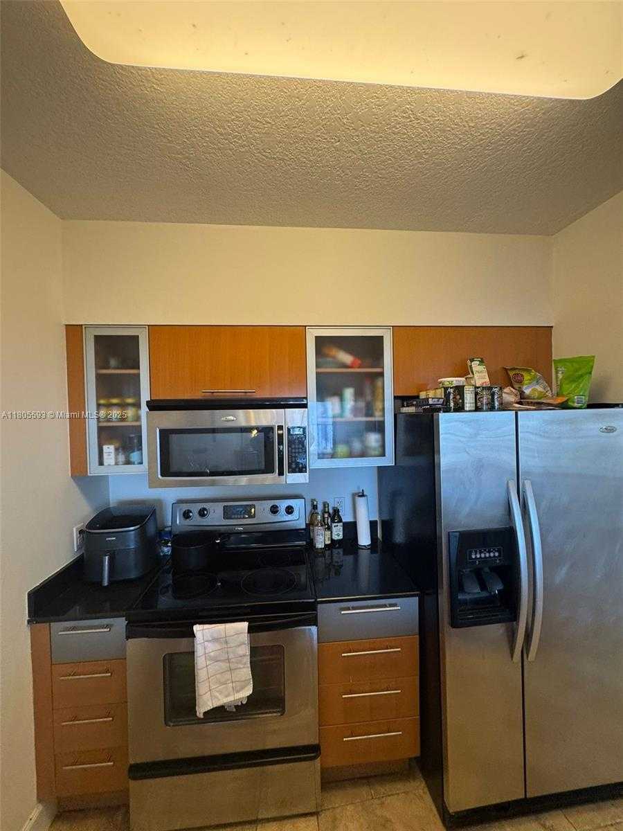 Small Image of 1750 NORTH BAYSHORE DR #2406, Miami Number 7
