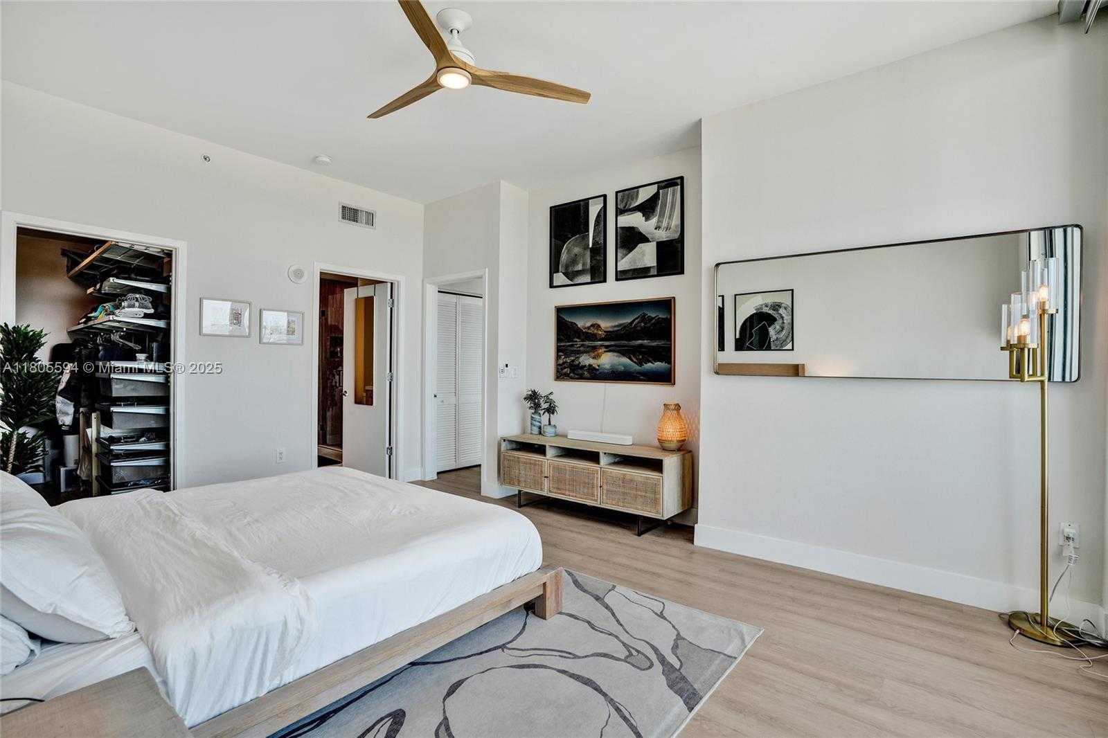 Small Image of 3470 EAST COAST AVE #H2704, Miami Number 22